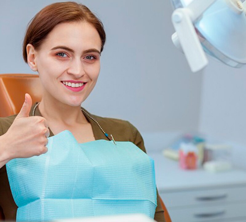 Com qual frequência devo ir ao dentista?