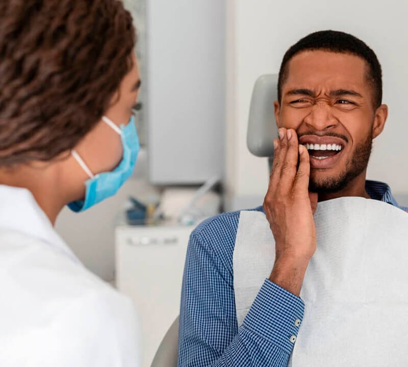 O que faz o dente desenvolver com cáries