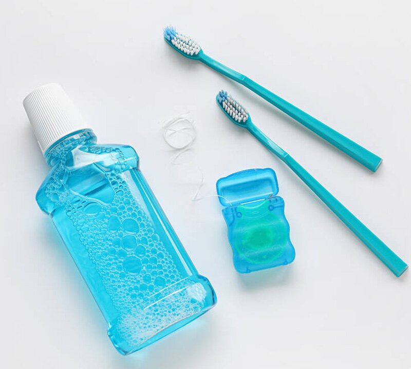 Enxaguante bucal substitui escovação - Dentistas Mooca
